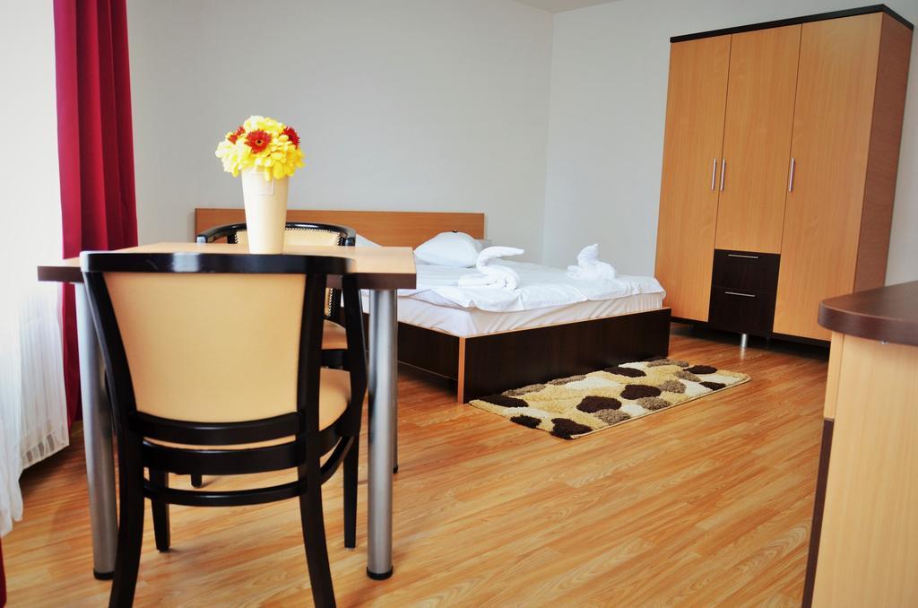 Aparthotel Zorilor Cluj-Napoca Zimmer foto